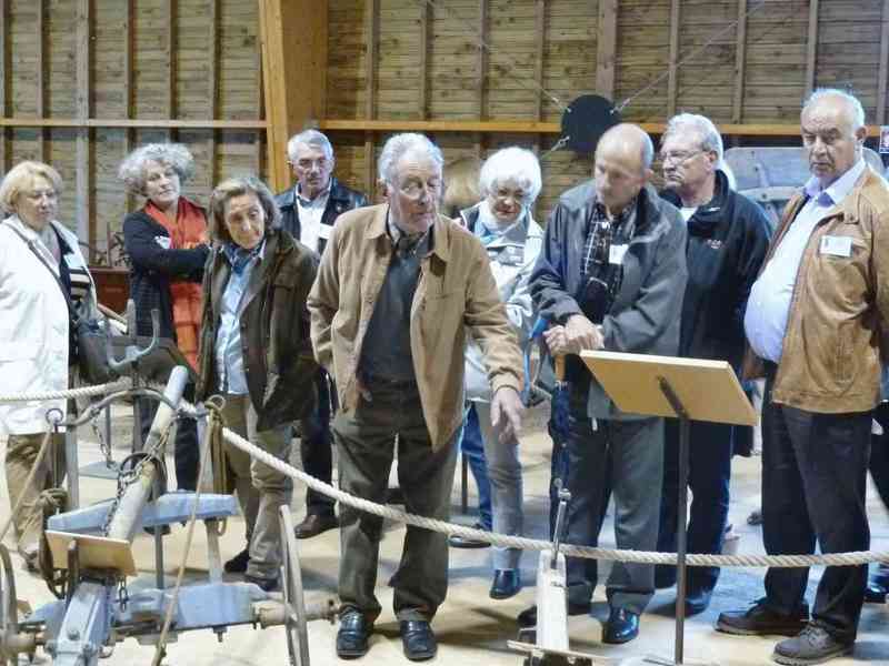 3_P1090345 (Clement).jpg - Le « Musée des traditions »...